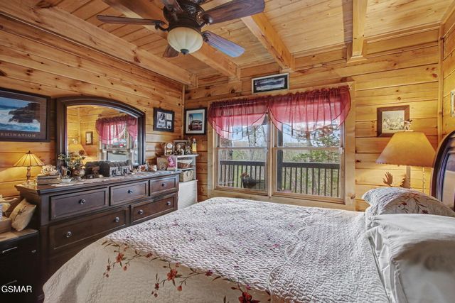 1023 Gordon Way, Sevierville, TN 37876