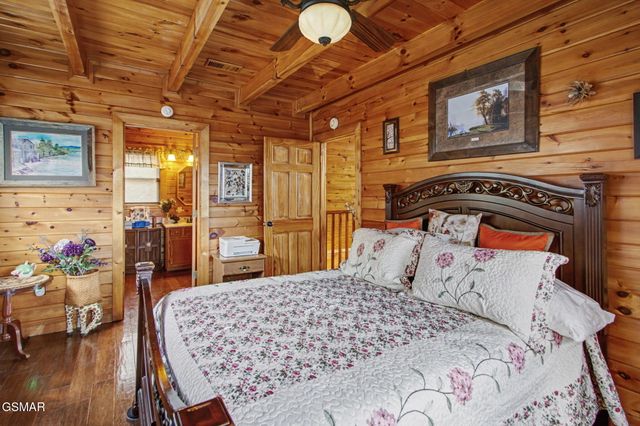 1023 Gordon Way, Sevierville, TN 37876