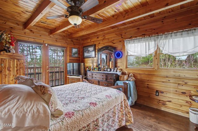 1023 Gordon Way, Sevierville, TN 37876