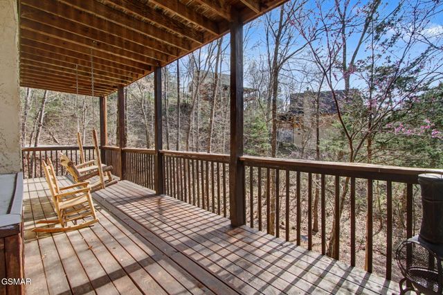 1023 Gordon Way, Sevierville, TN 37876