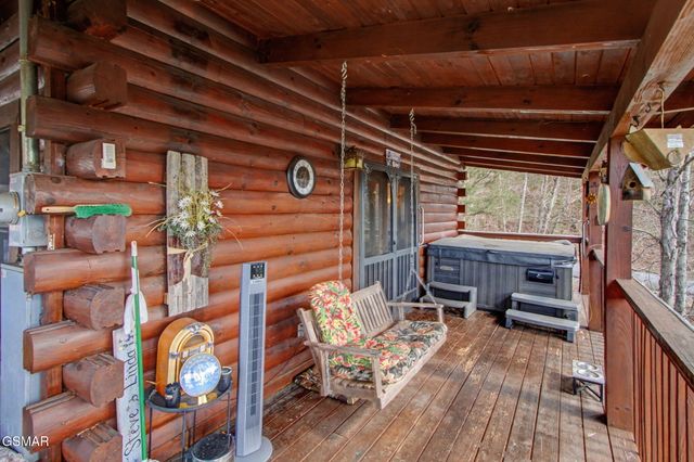 1023 Gordon Way, Sevierville, TN 37876