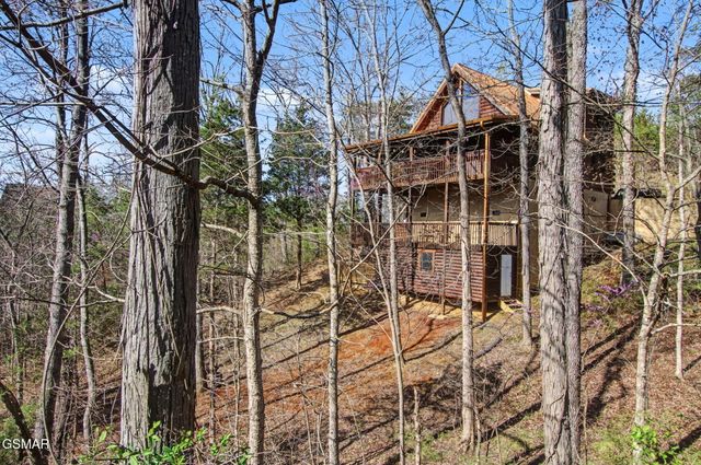 1023 Gordon Way, Sevierville, TN 37876