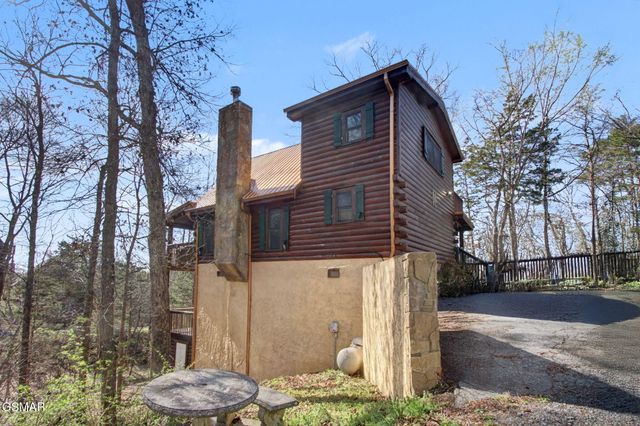 1023 Gordon Way, Sevierville, TN 37876