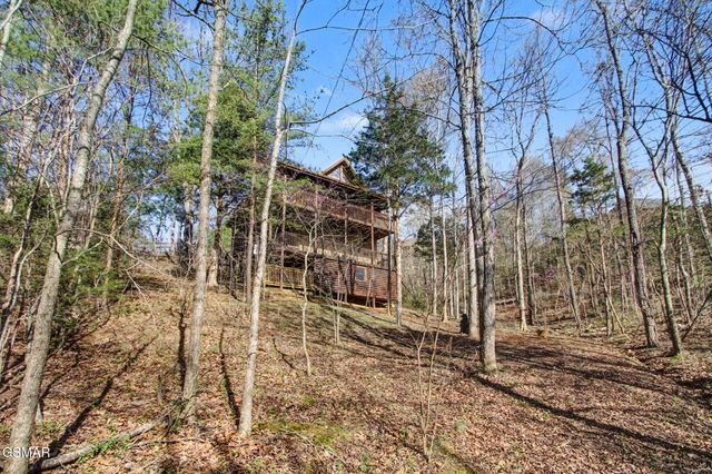 1023 Gordon Way, Sevierville, TN 37876