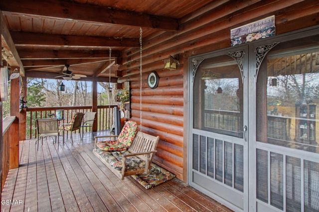 1023 Gordon Way, Sevierville, TN 37876