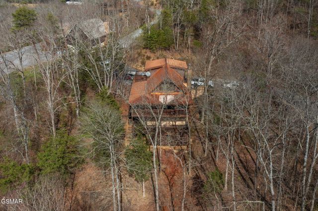 1023 Gordon Way, Sevierville, TN 37876