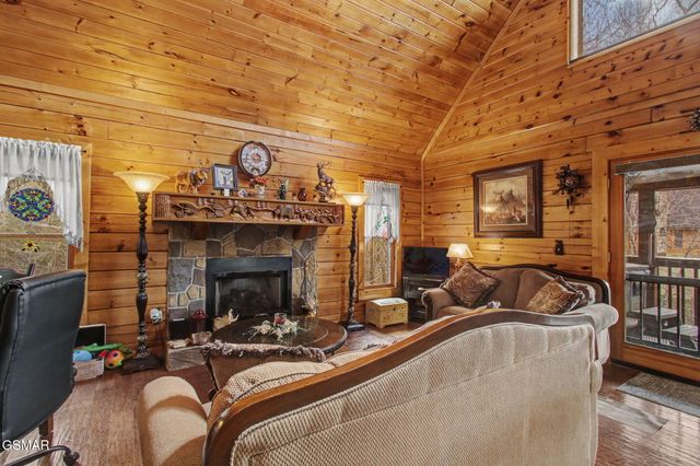 1023 Gordon Way, Sevierville, TN 37876