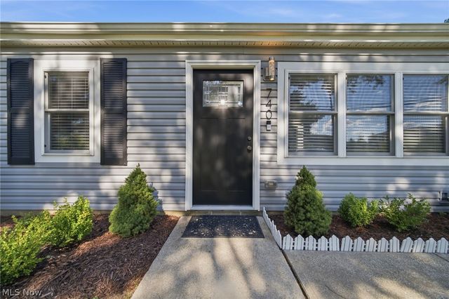 740 N Huntington Street, Medina, OH 44256