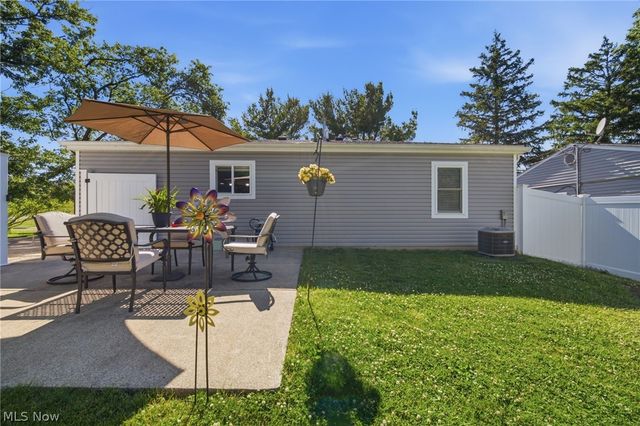 740 N Huntington Street, Medina, OH 44256