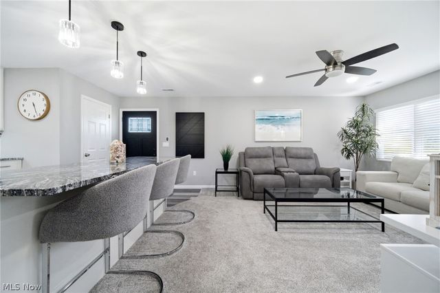 740 N Huntington Street, Medina, OH 44256