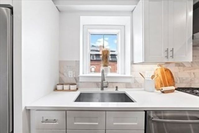42 Bow St 5, Somerville, MA 02143