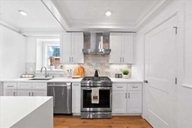 42 Bow St 5, Somerville, MA 02143