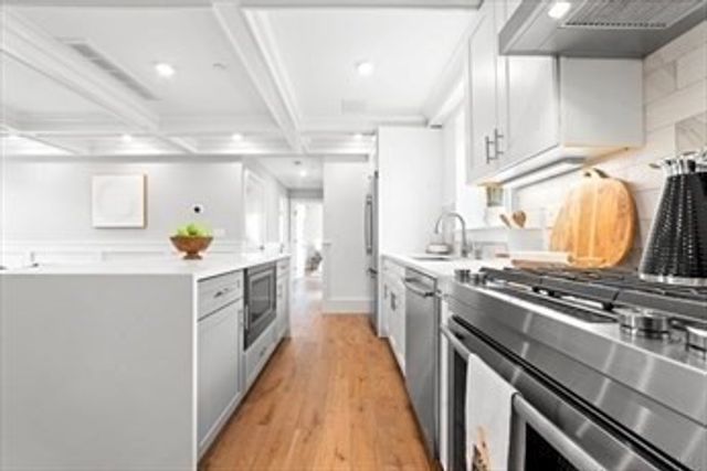 42 Bow St 5, Somerville, MA 02143