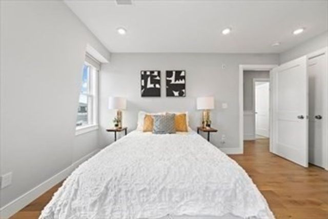 42 Bow St 5, Somerville, MA 02143