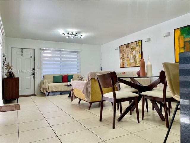 14327 SW 97th Ln, Miami, FL 33186