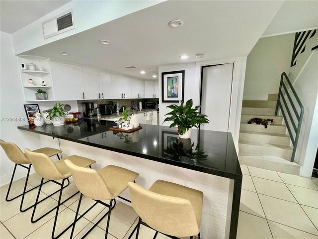14327 SW 97th Ln, Miami, FL 33186