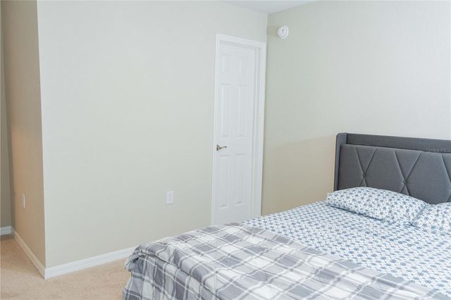 387 CROSSINGS AVENUE, St Cloud, FL 34771