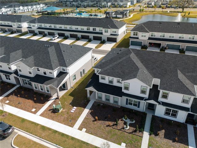 387 CROSSINGS AVENUE, St Cloud, FL 34771