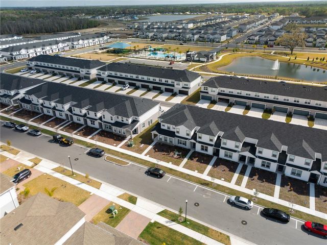 387 CROSSINGS AVENUE, St Cloud, FL 34771