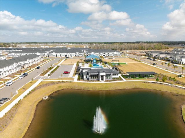 387 CROSSINGS AVENUE, St Cloud, FL 34771