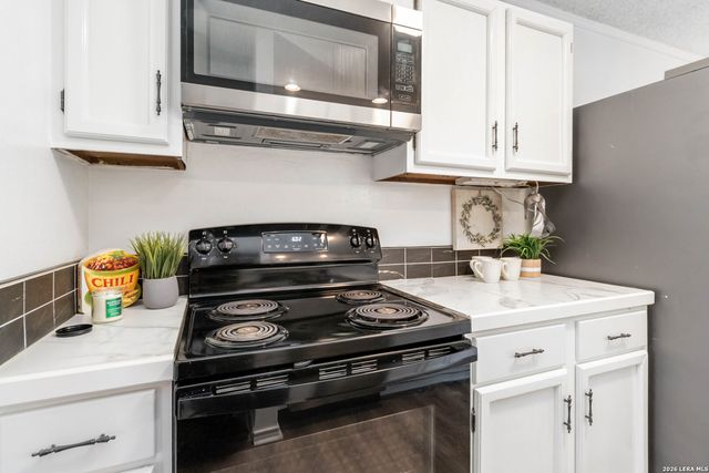 12827 La Quinta Street, San Antonio, TX 78233