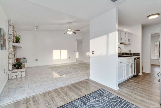 12827 La Quinta Street, San Antonio, TX 78233