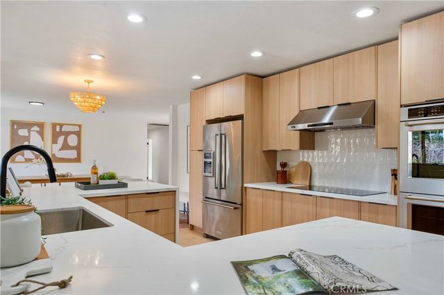931 Camino Ramon, Danville, CA 94526