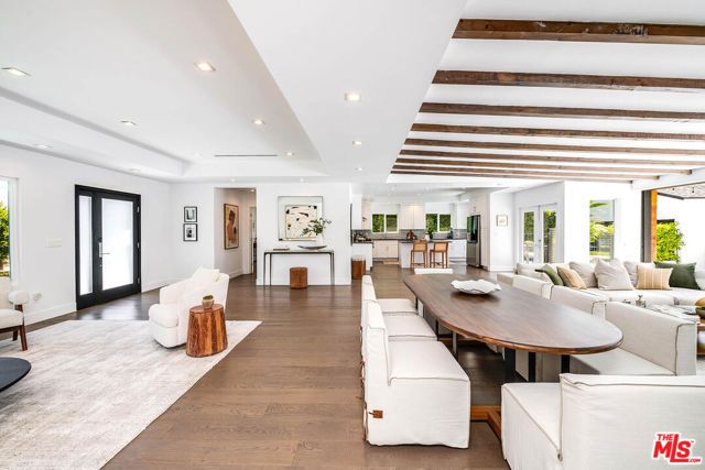 14806 Greenleaf Street, Sherman Oaks, CA 91403