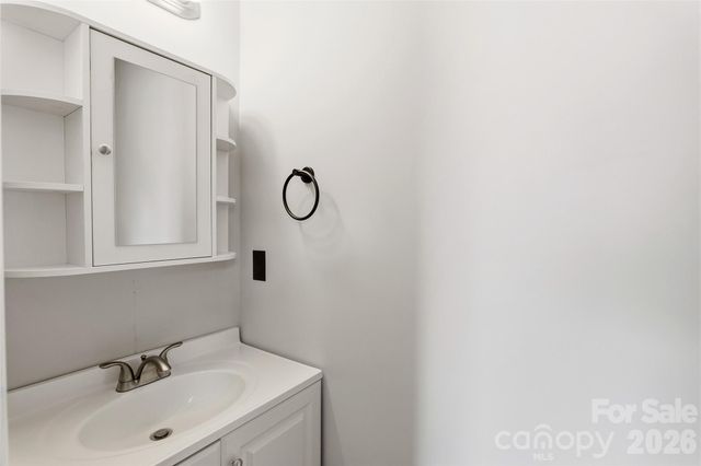 1397 Dutch Cove Road, Canton, NC 28716