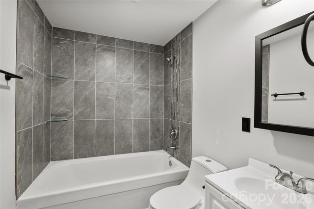 1397 Dutch Cove Road, Canton, NC 28716