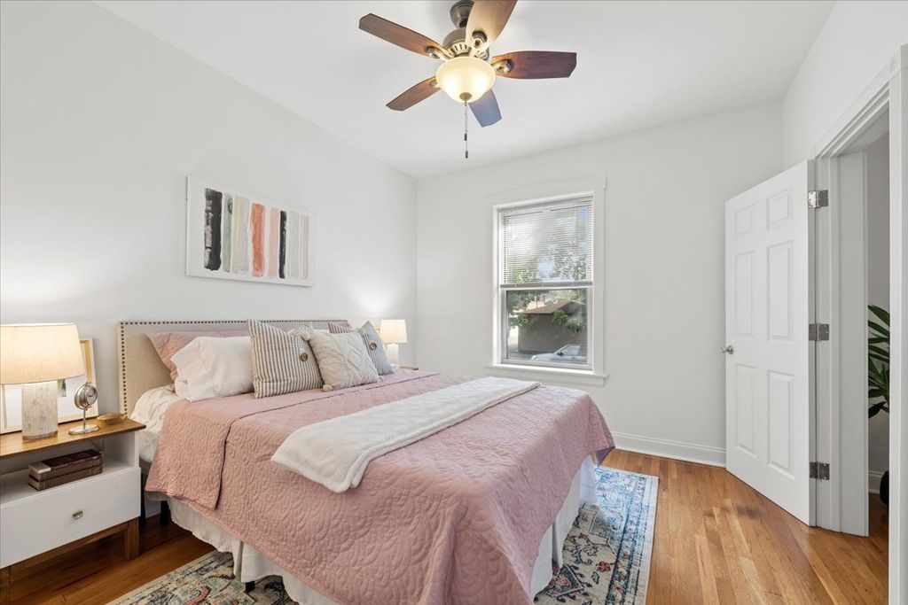 2314 W Byron Street 1, Chicago, IL 60618 — photo 5