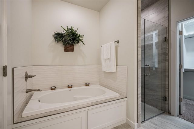 2602 SW 68th ST, Lawton, OK 73505