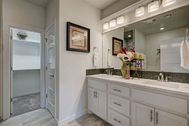 2602 SW 68th ST, Lawton, OK 73505