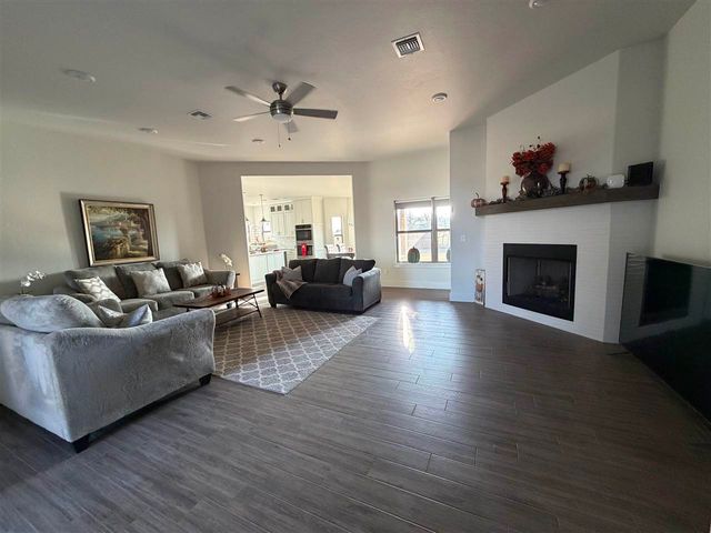 2602 SW 68th ST, Lawton, OK 73505