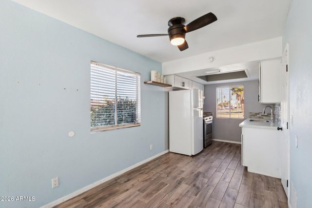 3430 W EL CAMINITO Drive 26, Phoenix, AZ 85051