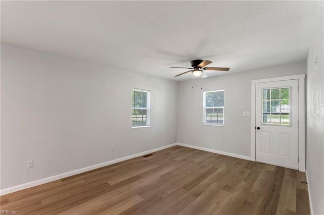 1448 Whaleyville BLVD, Suffolk, VA 23434
