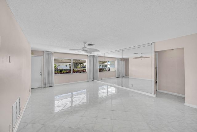 1515 SW 21st Street, Boynton Beach, FL 33426