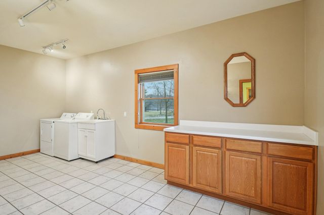 4750 S Zeeb Road, Lodi Twp, MI 48103