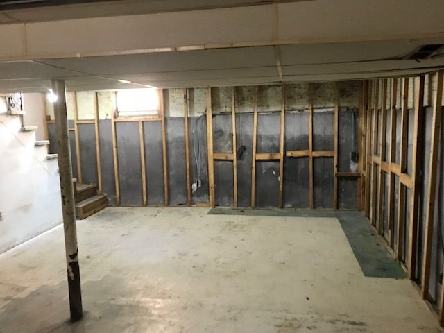 16 164th Place, Calumet City, IL 60409