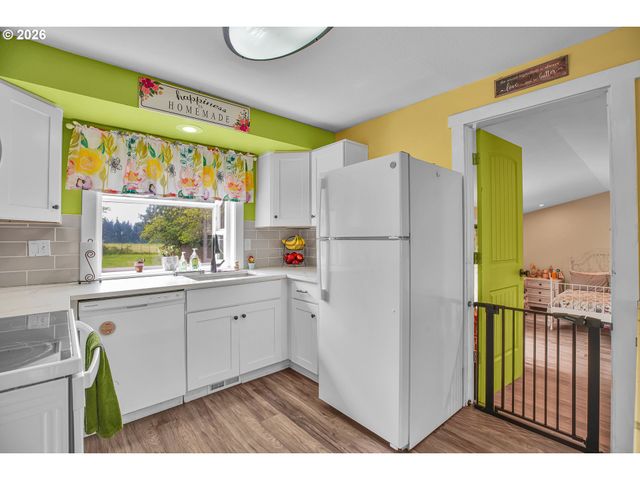 14400 S IRONWOOD Rd, Oregon City, OR 97045