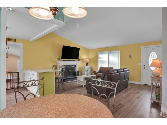 14400 S IRONWOOD Rd, Oregon City, OR 97045