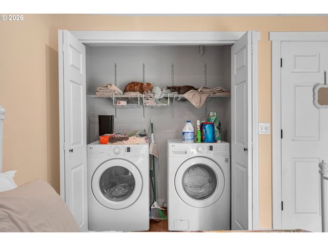 14400 S IRONWOOD Rd, Oregon City, OR 97045