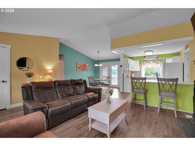 14400 S IRONWOOD Rd, Oregon City, OR 97045