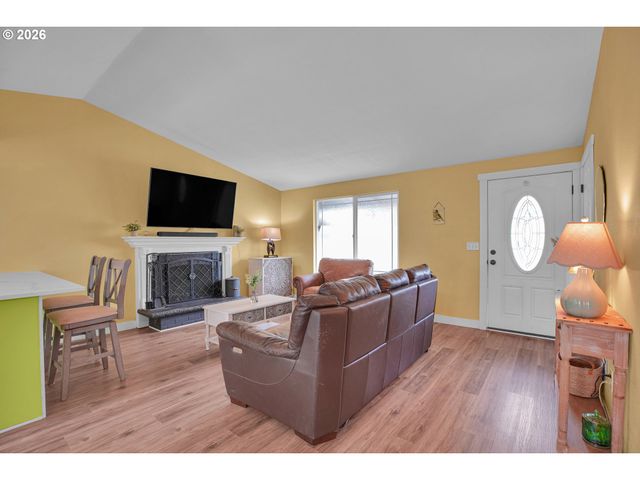 14400 S IRONWOOD Rd, Oregon City, OR 97045