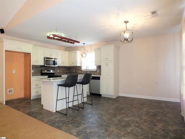 21 Glen Martin Lane, Piedmont, SC 29673