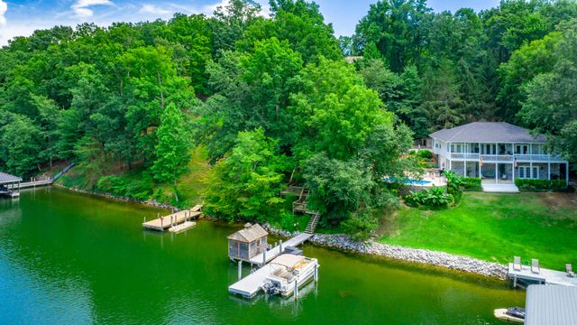 1033 Clift Cave Drive, Soddy Daisy, TN 37379