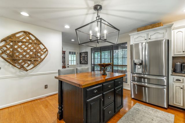 1033 Clift Cave Drive, Soddy Daisy, TN 37379