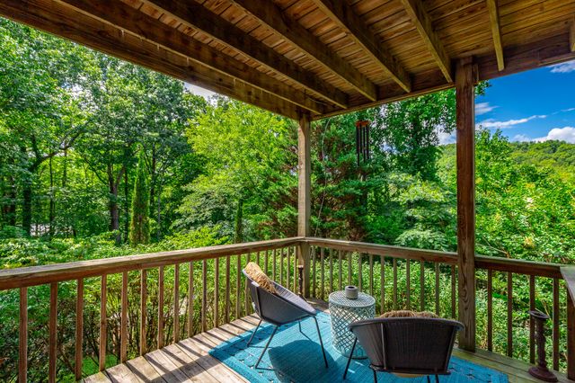 1033 Clift Cave Drive, Soddy Daisy, TN 37379