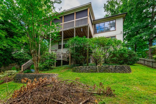 1033 Clift Cave Drive, Soddy Daisy, TN 37379