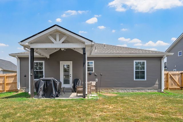 116 Schroer Rd, Clarksville, TN 37042